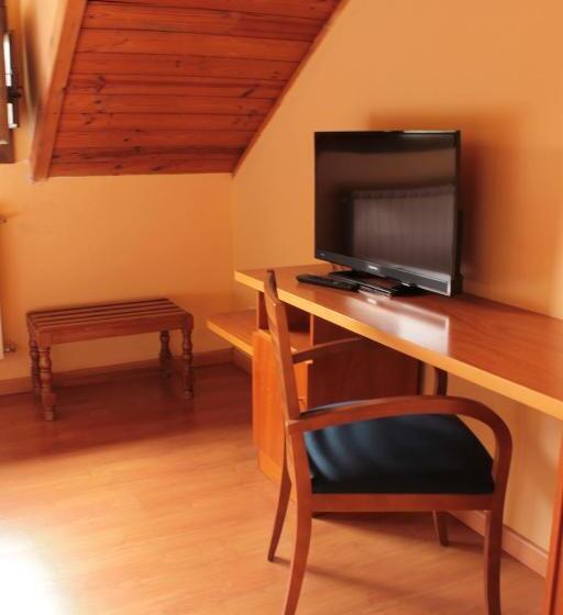 Пентхаус, Saurat