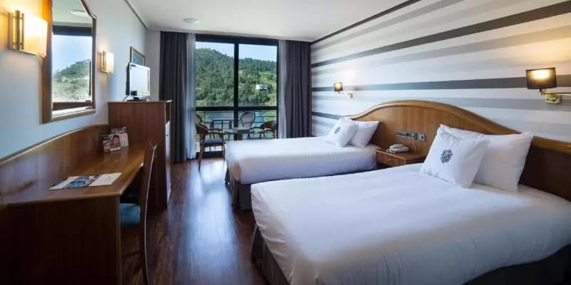 اتاق استاندارد با چشم‌انداز دریا, Thalasso Cantabrico Las Sirenas 4 Superior