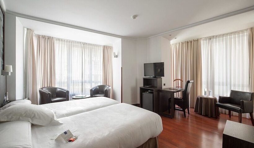 스탠다드 룸, Yoldi