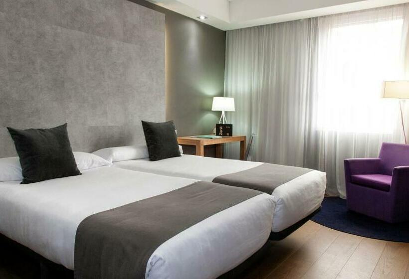 标准间, Zenit Conde De Orgaz