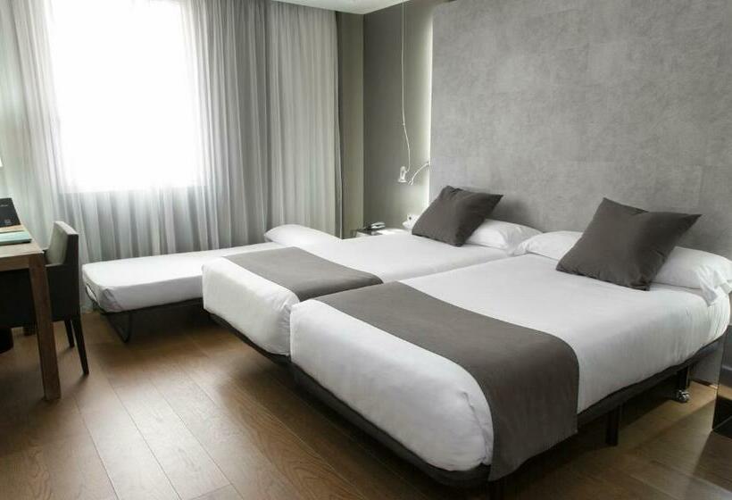 标准间, Zenit Conde De Orgaz