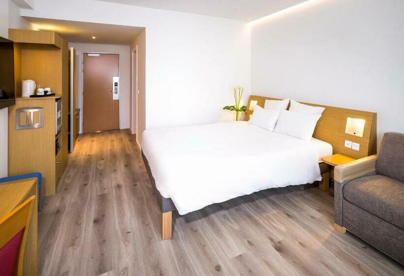 اتاق سوپریور, Novotel Campo De Las Naciones