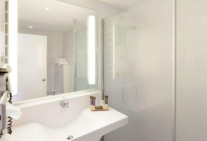 Quarto Superior, Novotel Campo De Las Naciones
