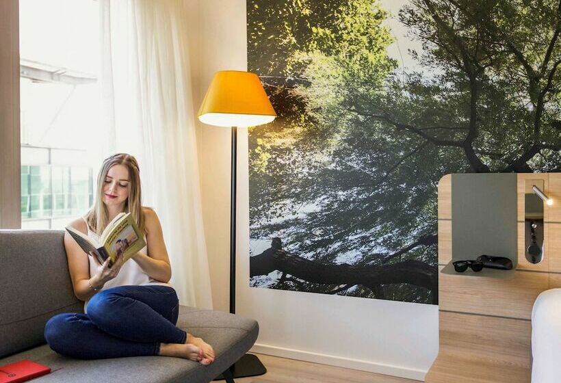 اتاق لوکس, Novotel Campo De Las Naciones