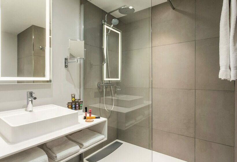 اتاق لوکس, Novotel Campo De Las Naciones