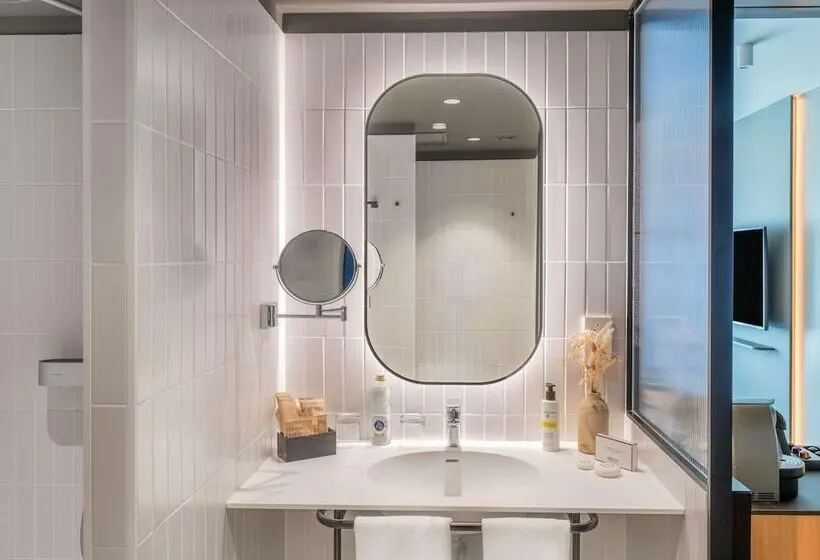 اتاق سوپریور, Novotel Campo De Las Naciones