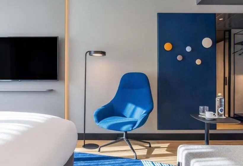 اتاق اجرایی با تخت بزرگ, Novotel Campo De Las Naciones