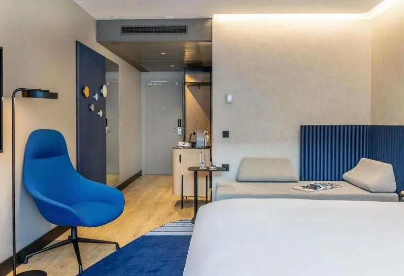 اتاق اجرایی با تخت بزرگ, Novotel Campo De Las Naciones