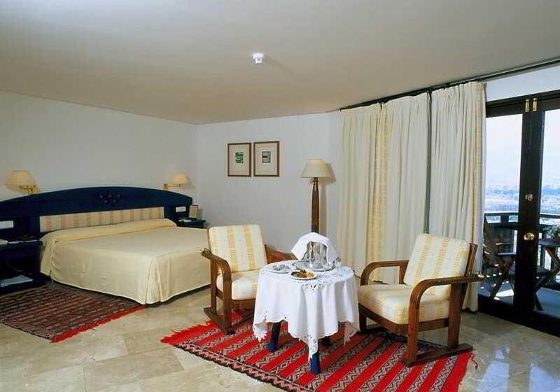 غرفة سوبيريور, Parador De Melilla