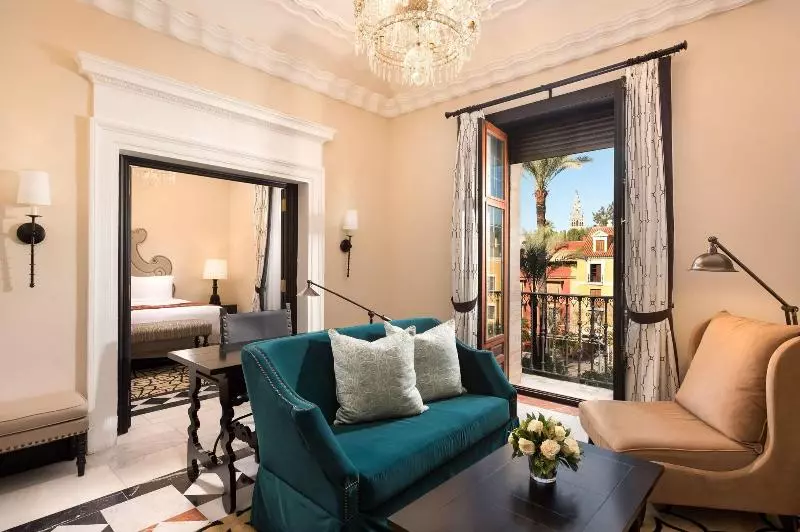 キングサイズベッドのデラックススイート, Alfonso Xiii, A Luxury Collection Hotel, Seville