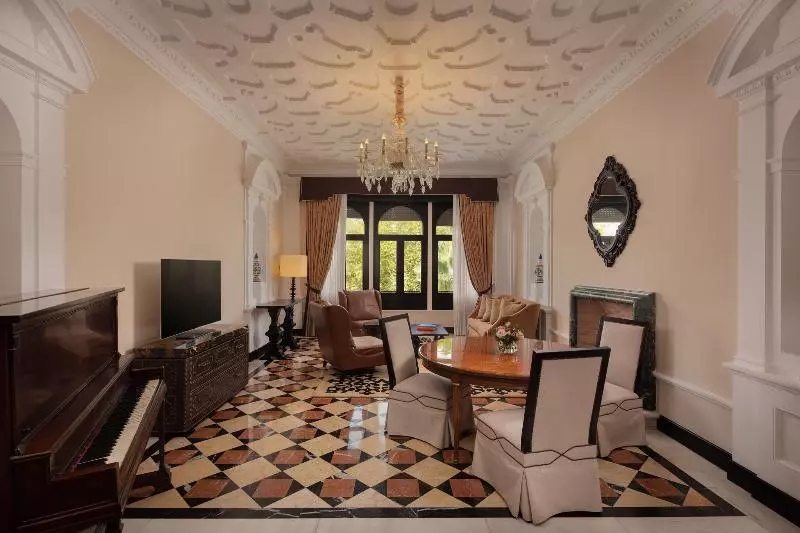 キングサイズベッドのデラックススイート, Alfonso Xiii, A Luxury Collection Hotel, Seville
