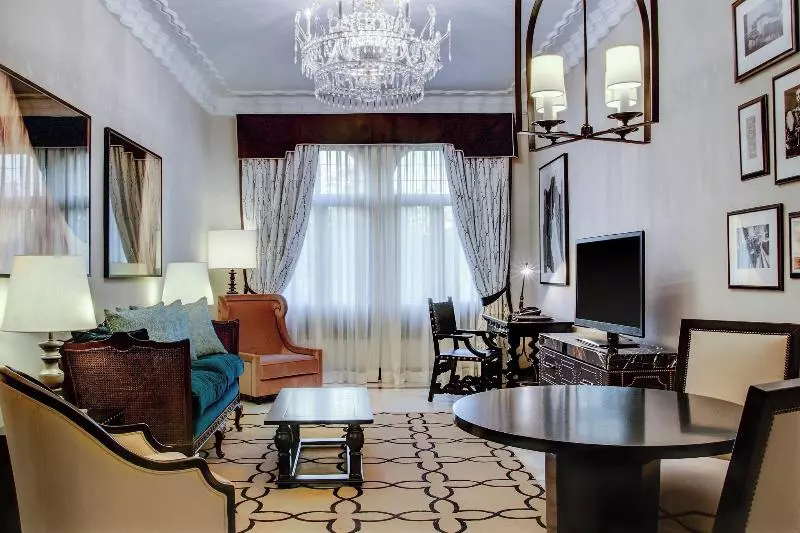 キングサイズベッドのデラックススイート, Alfonso Xiii, A Luxury Collection Hotel, Seville