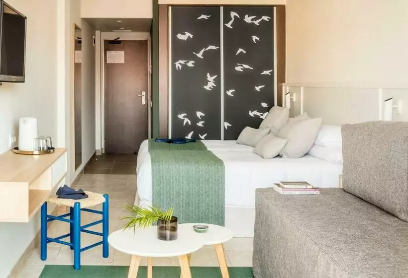 اتاق راحتی, Aqua Hotel Bertran Park