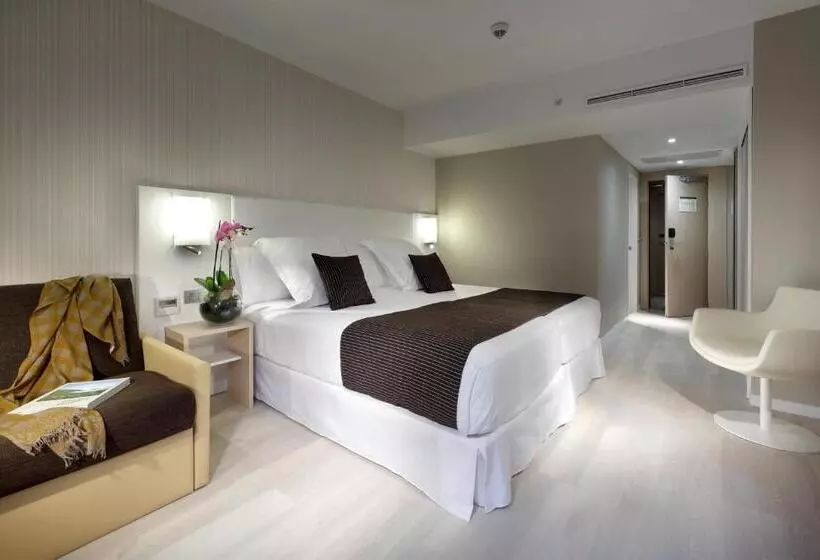 اتاق خانوادگی, Barcelo Bilbao Nervion