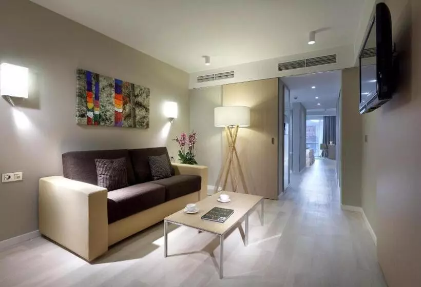 سوئیت با چشمانداز رودخانه, Barcelo Bilbao Nervion