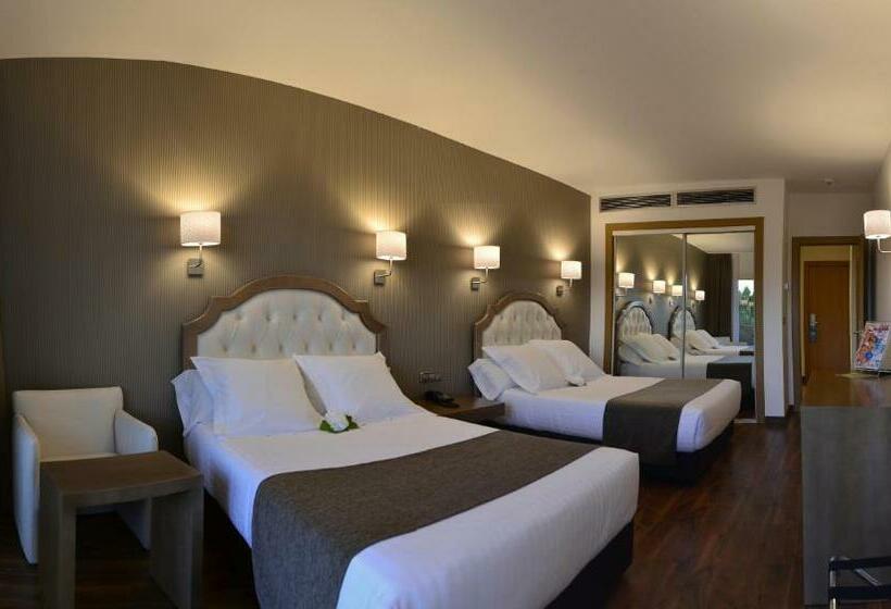 四人豪华间, Beatriz Toledo Auditorium & Spa