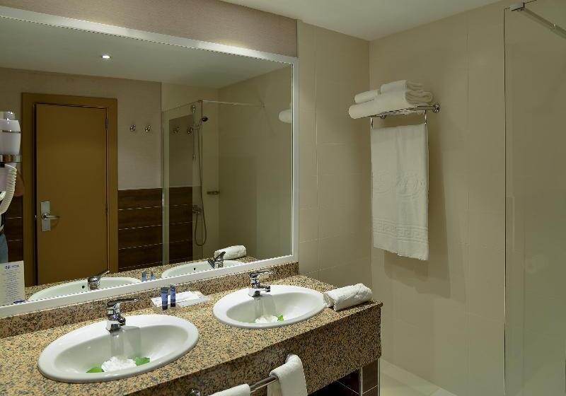 家庭间, Beatriz Toledo Auditorium & Spa