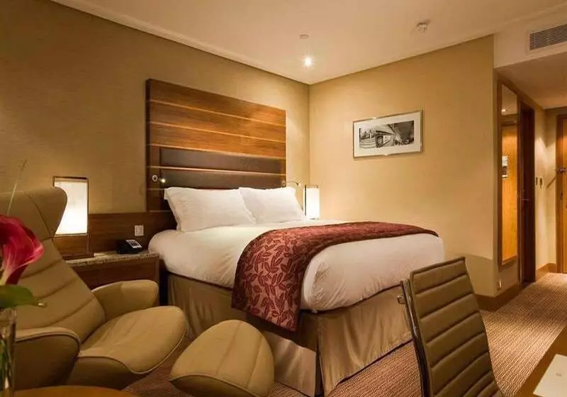 سوییت جونیور, Beatriz Toledo Auditorium & Spa