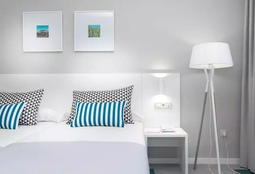 اتاق استاندارد سه نفره, Bluesea Interpalace