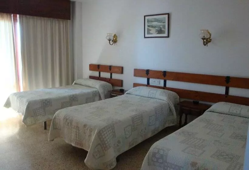 اتاق استاندارد سه نفره, Buenavista