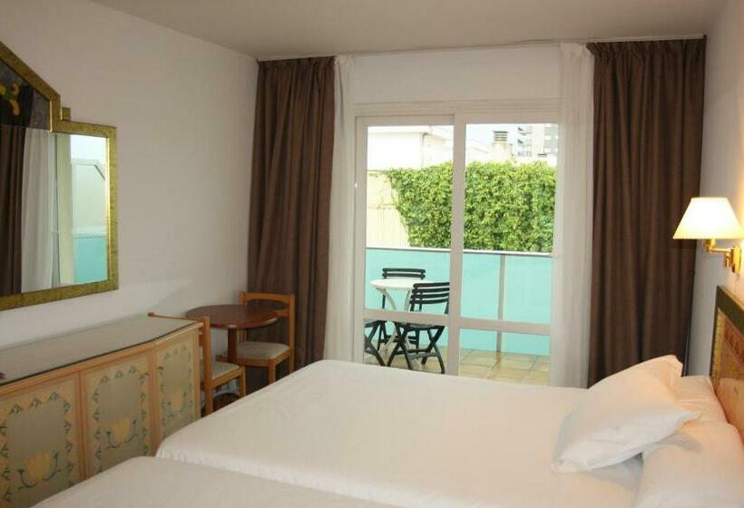 テラス付きスタンダードルーム, Canada Palace