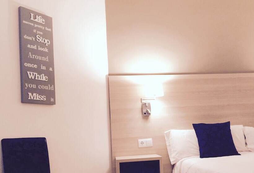 家庭间, Carbonell