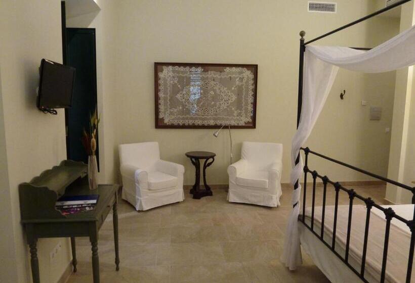 חדר סופריור, Del Balneario