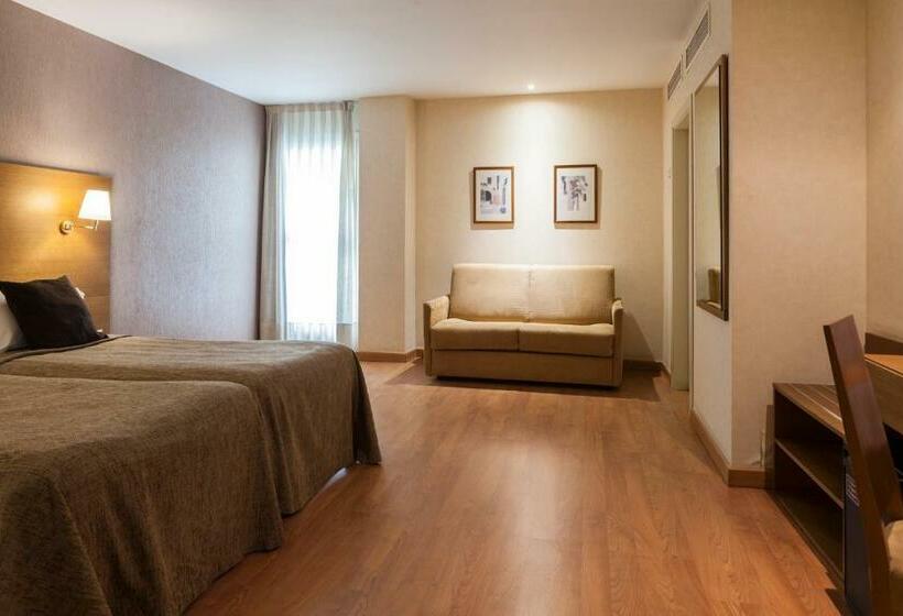 اتاق استاندارد, Don Paco