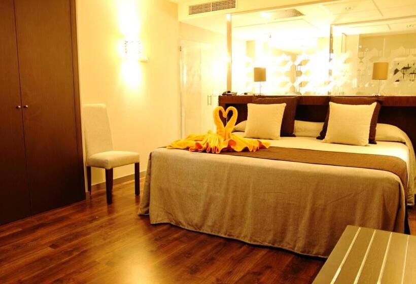 Premium room with terrace, Don Paco