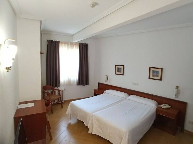 اتاق استاندارد, Ele Acueducto