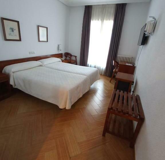 اتاق سوپریور با بالکن, Ele Acueducto