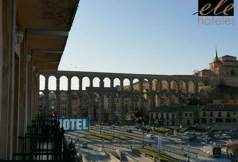 اتاق استاندارد یک نفره, Ele Acueducto