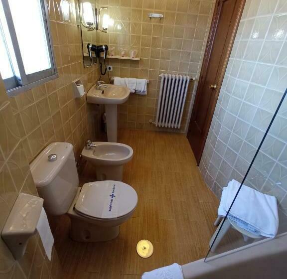 اتاق استاندارد یک نفره, Ele Acueducto