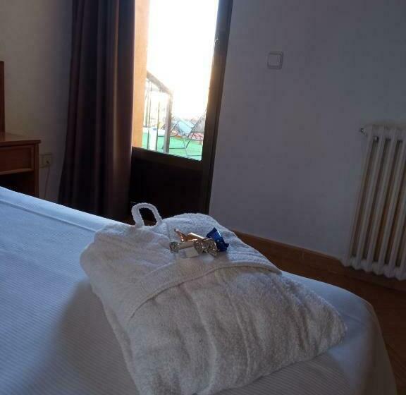 اتاق سوپریور, Ele Acueducto