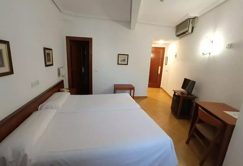 اتاق سوپریور, Ele Acueducto