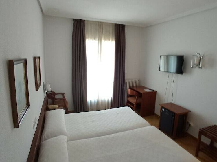 اتاق سوپریور, Ele Acueducto