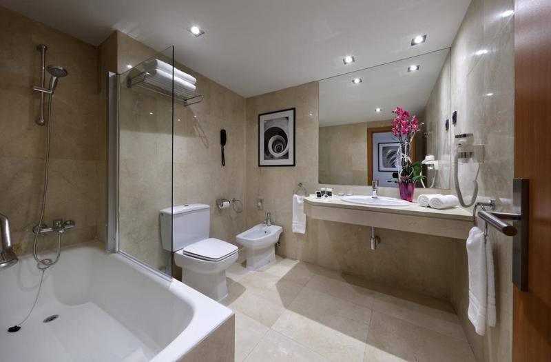 غرفة قياسية, Exe Rey Don Jaime