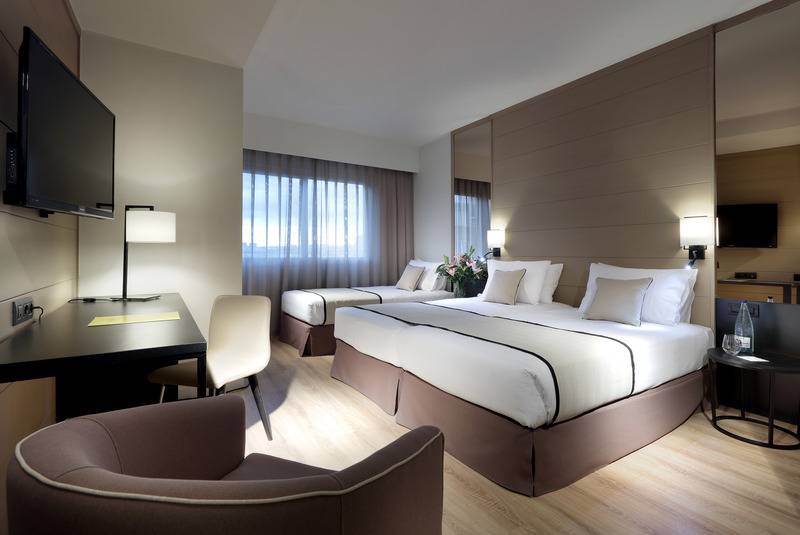 Habitación Triple Estándar, Exe Rey Don Jaime