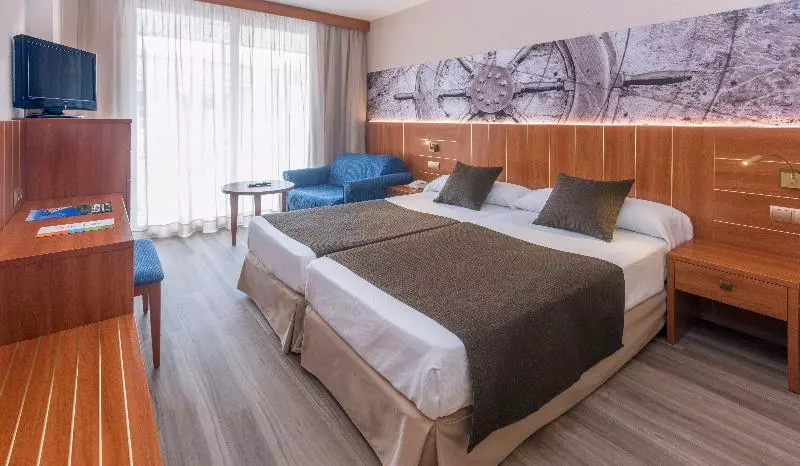 اتاق استاندارد با بالکن, Ght Aquarium & Spa