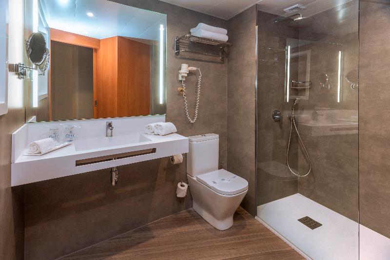 חדר סטנדרט עם מרפסת, Ght Aquarium & Spa