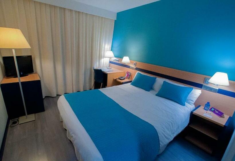 Номер Стандарт, Ibis Styles Zaragoza Ramiro I