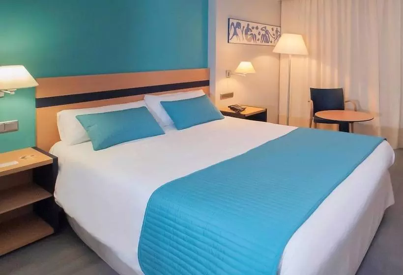اتاق استاندارد سه نفره, Ibis Styles Zaragoza Centro