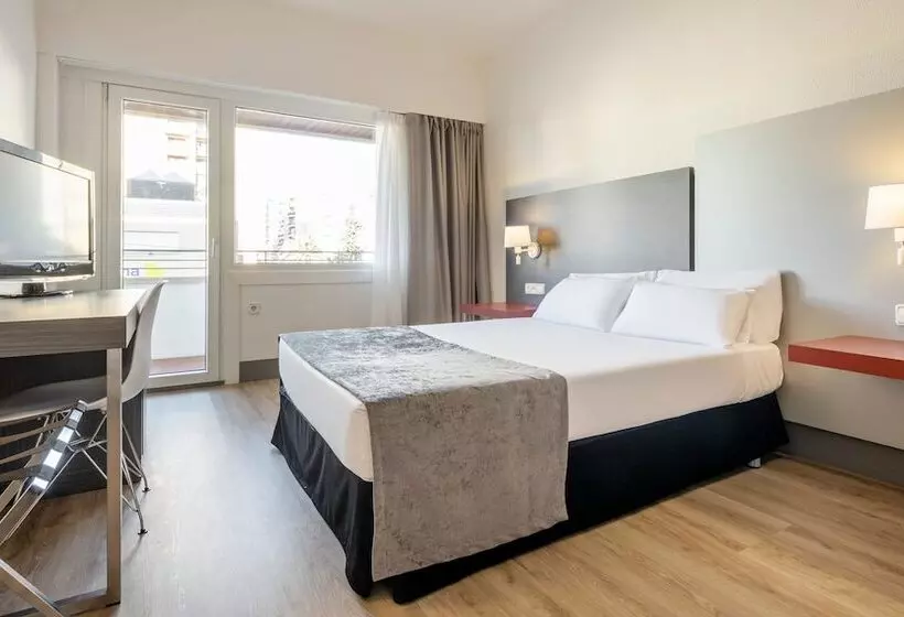Chambre Standard, Ilunion Romareda