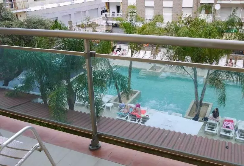 プールビュースタンダードルーム, La Palmera & Spa