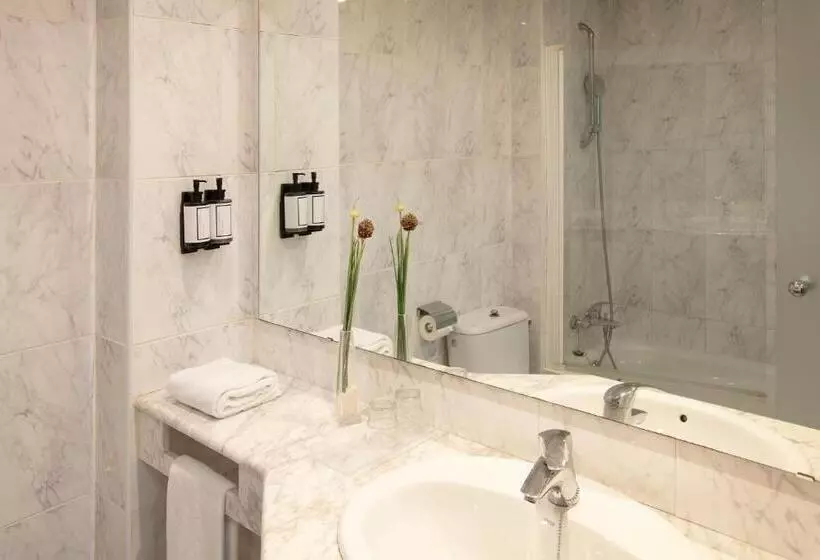 اتاق اکونومی, Las Vegas