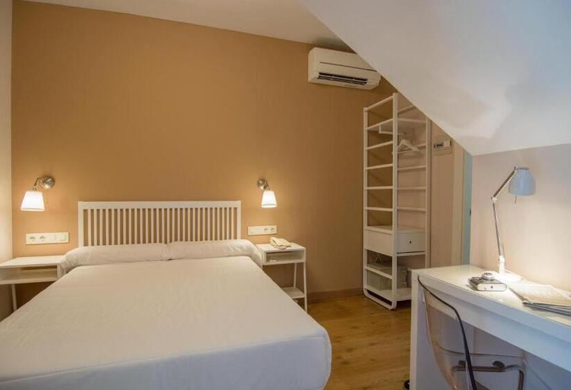 スタンダードシングルルーム, Los Cigarrales