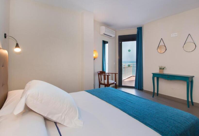 חדר משפחתי צדדי נוף לים, Mainare Playa