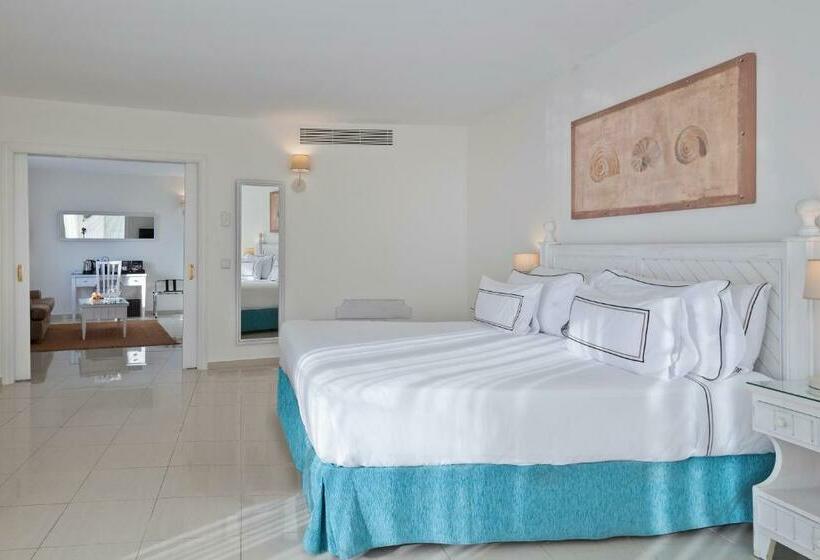 جناح جونيور, ME Marbella Luxury Lifestyle Hotel