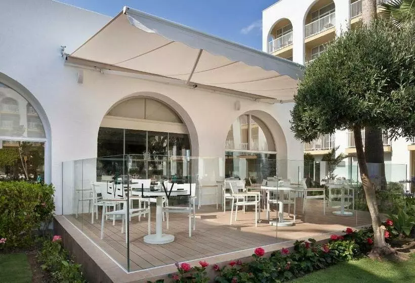 سوییت جونیور, ME Marbella by Meliá