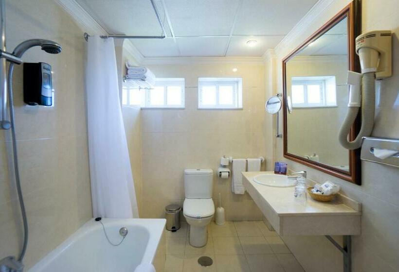 エコノミールーム, Ms Tropicana